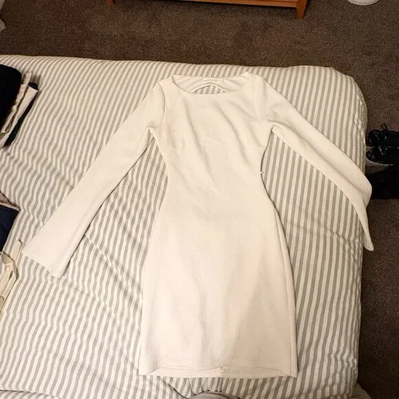 Saints & Secrets white long sleeve mini dress - Picture 1 of 4
